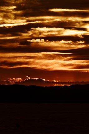 火烧云黄昏晚霞图片